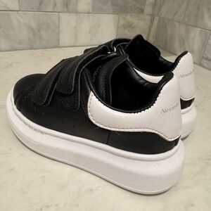 Alexander McQueen Kids Black and White Sneakers